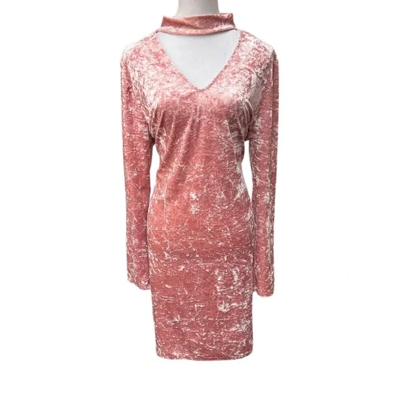 Ambiance Dresses | Ambiance Pink Long Sleeve Crush Velvet Dress With Collar Cut Out / Size: 3x | Color: Pink | Size: 3x | Bff_Fashionicon's Closet Ambiance Dresses | Ambiance Pink Long Sleeve Crush Velvet Dress With Collar Cut Out / Size: 3x | Color: Pink | Size: 3x | Bff_Fashionicon's Closet